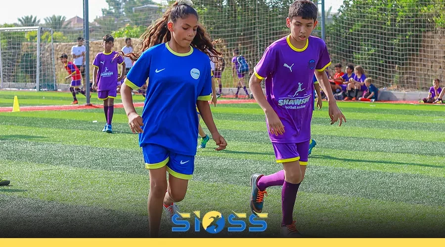 اكاديمية كرة قدم نسائية