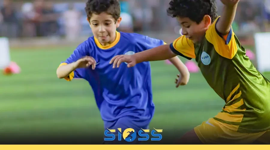 تعليم أساسيات كرة القدم للاطفال